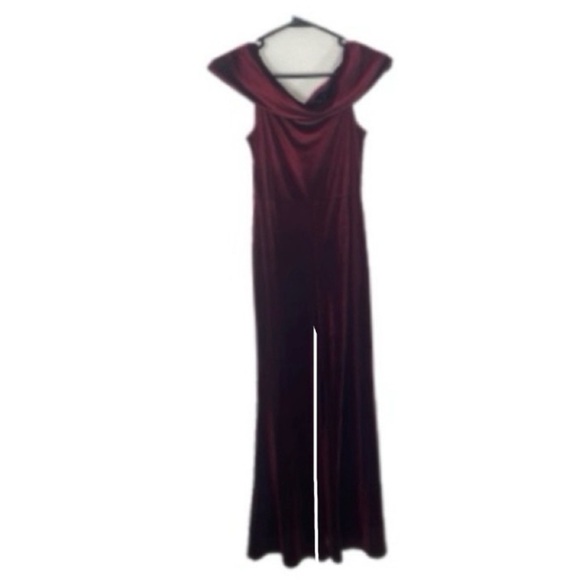 Soprano deep burgundy velvet romper wide legs - Picture 7 of 7